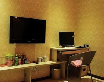 Lucky 5 Million Express Hotel Yuxi Kunming Zewnętrze zdjęcie