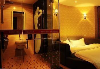 Lucky 5 Million Express Hotel Yuxi Kunming Zewnętrze zdjęcie