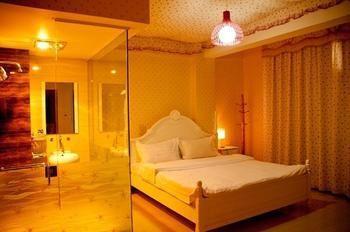 Lucky 5 Million Express Hotel Yuxi Kunming Zewnętrze zdjęcie